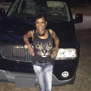 Meet your Posher, Veronica